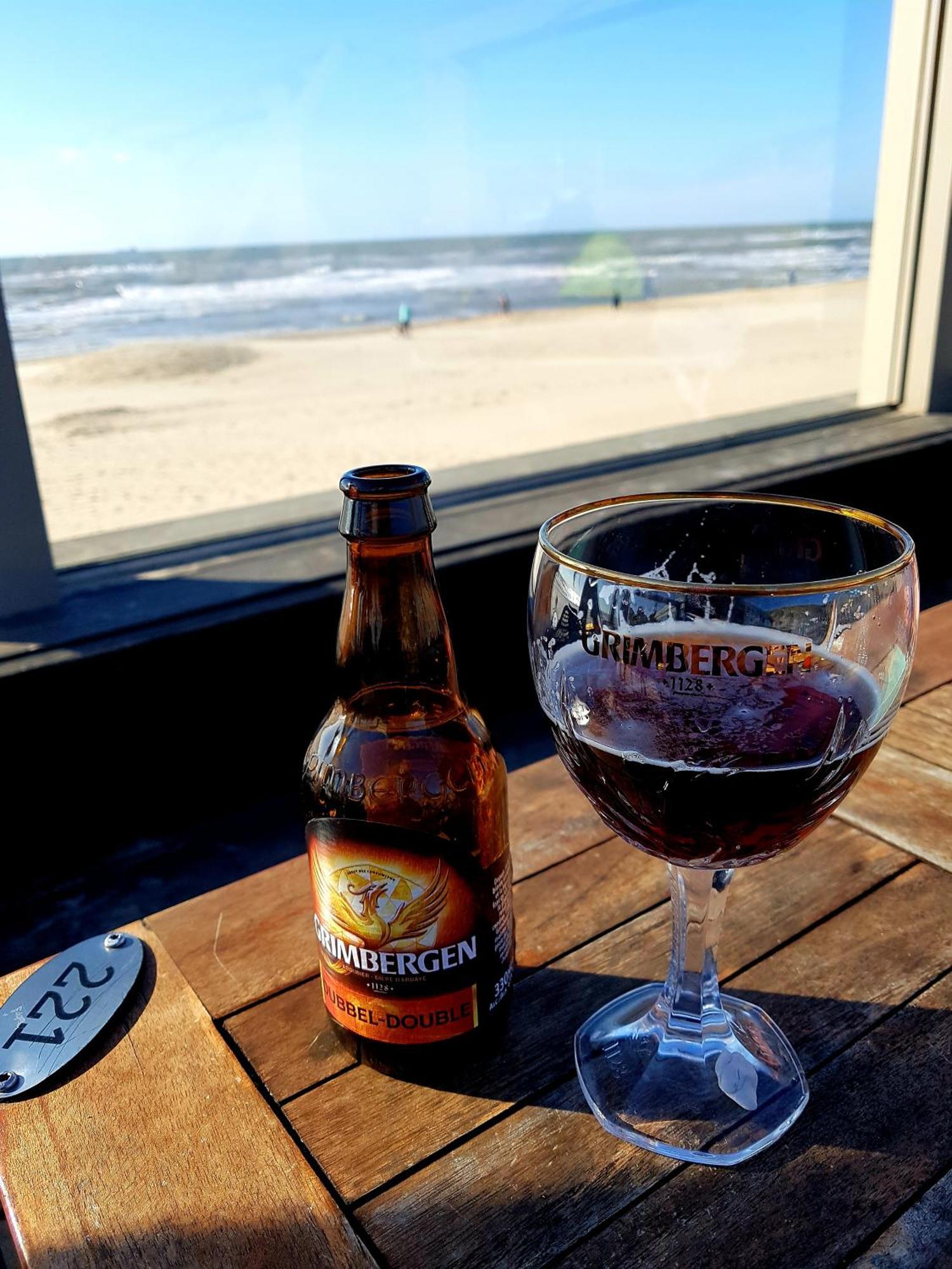Romantisch Huisje Nabij Het Strand Met Uitzicht Op De Tulpenvelden Julianadorp Luaran gambar